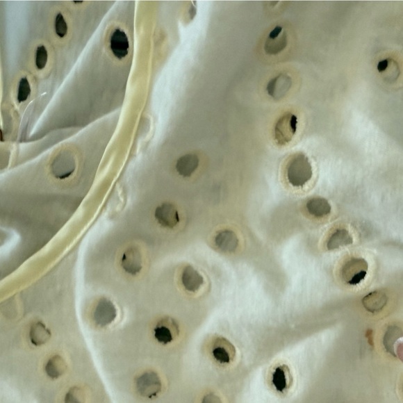 Free People|Boho blouse “Dot to dot eyelet top with split bell sleeves•Oversized - Picture 14 of 14